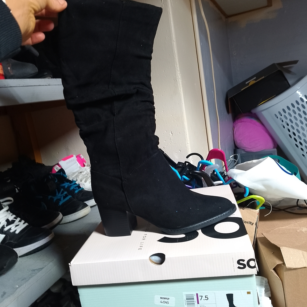SO Black Heeled Boots for Women